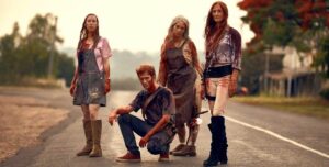 Two Heads Creak production image