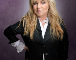 Helen Lederer (c) Steve Ullathorne