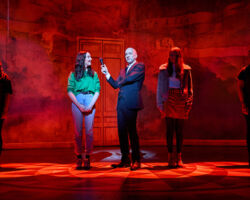 Derren Brown in Showman 2021/2022 Photo by Mark Douet