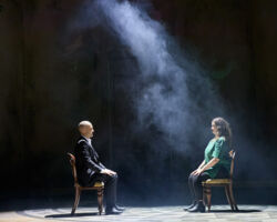 Derren Brown in Showman 2021/2022 Photo by Mark Douet