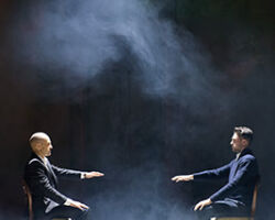 Derren Brown in Showman 2021/2022 Photo by Mark Douet