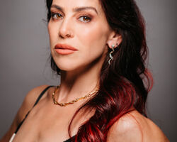 <a href='https://cloutcom.co.uk/wp-content/uploads/2024/05/EmilyBoothSimonBooth-2.zip'>download image</a> Image of Emily Booth